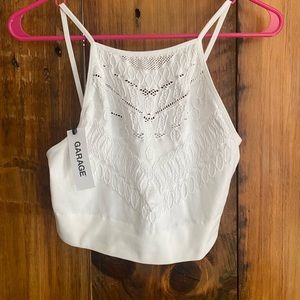 Garage white cropped tank